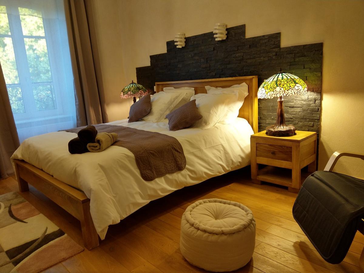 Les Chambres D'Hotes De La Frissonnette Auzelles Exteriér fotografie